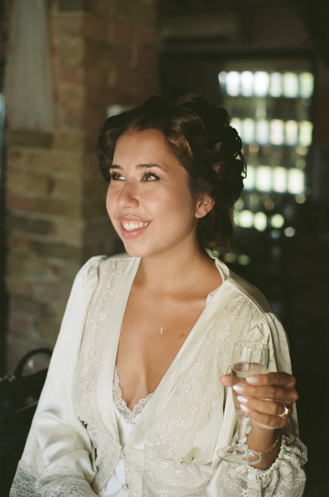 Noa & Mason — the bride by the window, black and white